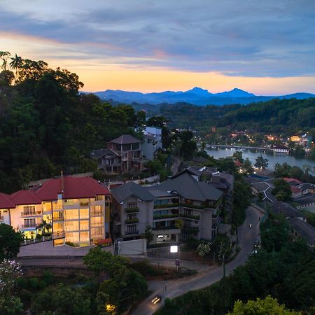 Hotel Cassendra Kandy Exterior foto